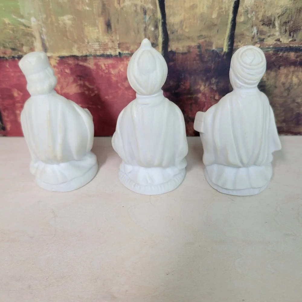 Vintage Ceramic Nativity Set White Made in Japan‎ 10 Piece Figurine